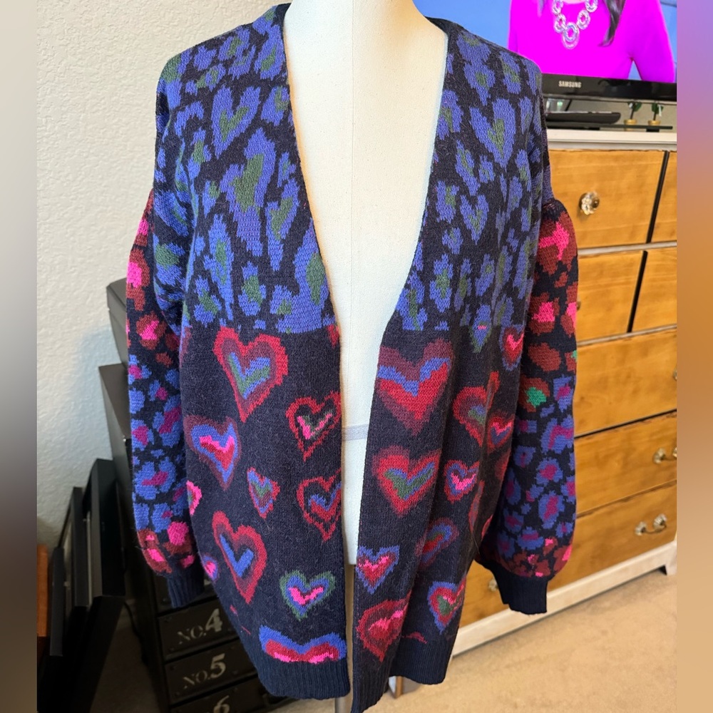 Colorful Heart Patterned Women's Sweater - Picture 6 of 15